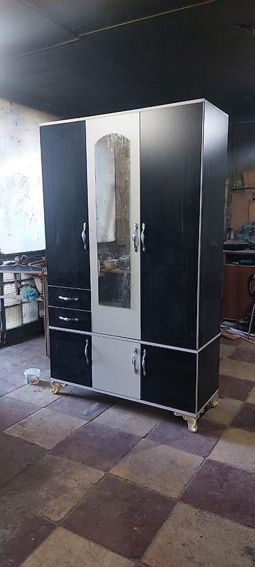 lovhe: Güzgülü 3 qapılı paltar şkafı - Model: 3qapılı, orta hissədə tam boy — 2