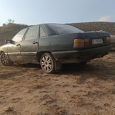 smart open: Audi 100: 1986 г., 2 л, Механика, Бензин, Седан — 4