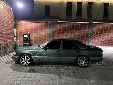 e 303: Mercedes-Benz E-Class: 1993 г., 3.2 л, Автомат, Бензин, Седан — 5