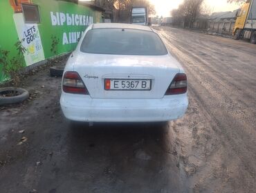 Daewoo: Daewoo Nubira: 1998 г., 1.6 л, Механика, Бензин