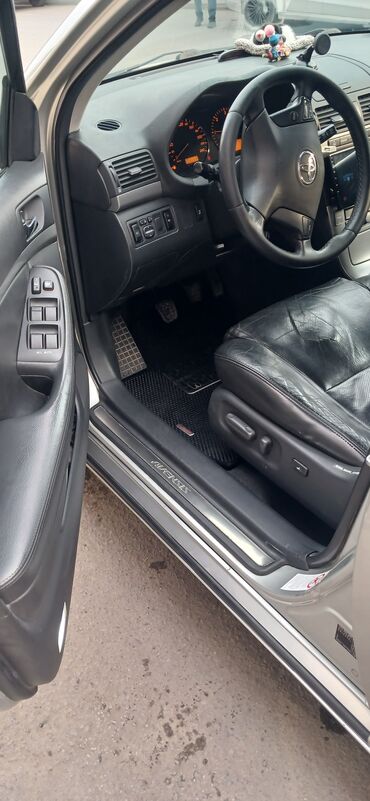 Toyota: Toyota Avensis: 2 l | 2007 il — 17