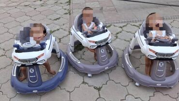 ходунок трансформер: Устойчивые детские ходунки в форме автомобиля предназначены для