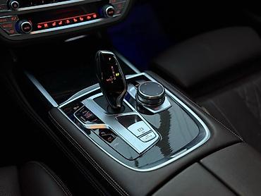 BMW: BMW 7 series: 2018 г., Седан — 9