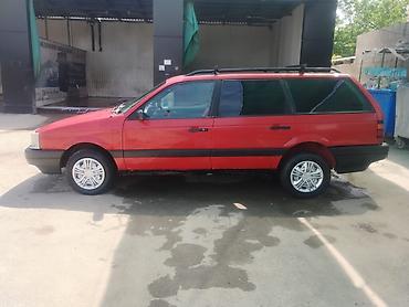 Унаа: Volkswagen Passat: 1989 г., 1.8 л, Кол менен иштөөчү, Бензин, Универсал — 4