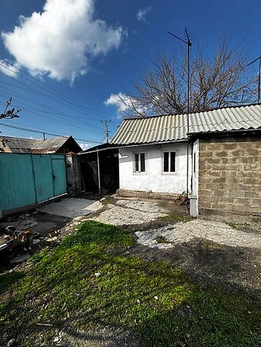 Продажа коттеджей и домов: Продается дом! Район ГЭС 2, ул Горького. Участок ровный, на участке 2 — 1