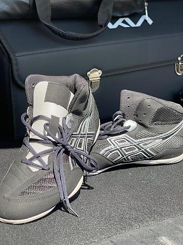 yeezy foam: Продаются борцовки размер 44 маломерка,43 большимерка. (Заказывал — 2
