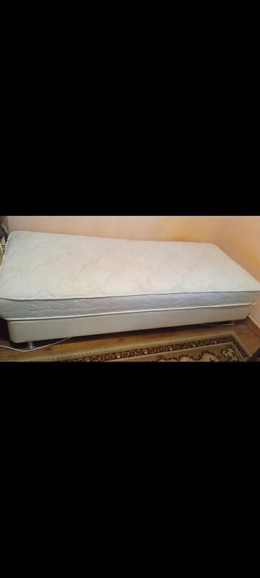 Детские односпальные кровати: Продаем кровать 1 местную и кроватку детскую — 2