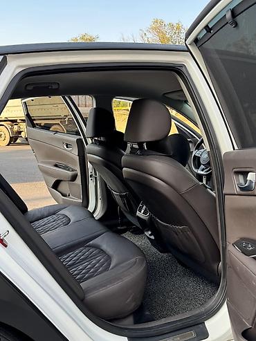 Hyundai: Hyundai Sonata: 2021 г., Автомат, Седан — 29