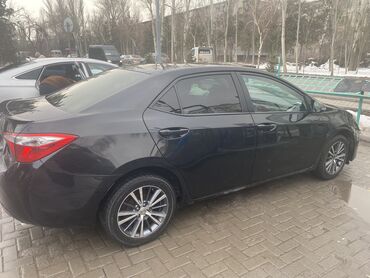 Toyota: Toyota Corolla: 2016 г., 1.8 л, Вариатор, Бензин, Седан — 2