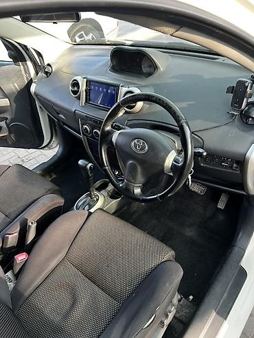 тойота ист 2004: Toyota Ist: 2004 г., Автомат, Бензин, Хэтчбэк — 4