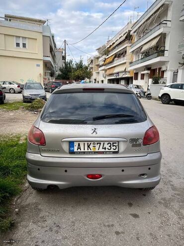 Peugeot: Peugeot 206: 1.6 l. | 2005 έ. 162000 km. Χάτσμπακ — 3