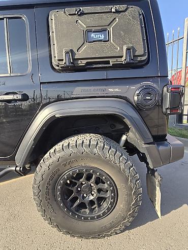 suv: Jeep Wrangler: 2022 г., 2 л, Автомат, Бензин, Внедорожник — 10
