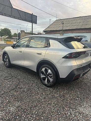 byd e1: Changan Qiyuan Q05: 2026 г., Автомат, Электромобиль, Кроссовер — 4
