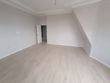 Uzunmüddətli kirayə mənzillər: Sumqayıt şəhəri Bulvar Mirvaridən qanuni 3 otaqlı mənzil boş vəziyətdə — 24