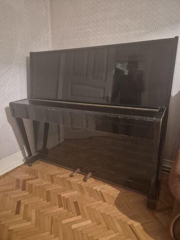 Fleytalar: Pianino Oktava, 2 pedal, rəng-qara