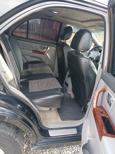 Kia: 🚙 Kia Sorento | 2003 ⚙️ 2.5 L Dizel | Avtomat | 4x4 🛣️ 284 083 km 🎨 — 17