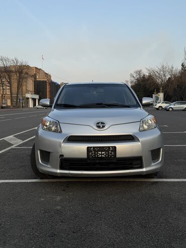 Toyota: Toyota ist: 2008 г., 1.8 л, Автомат, Бензин, Хэтчбэк