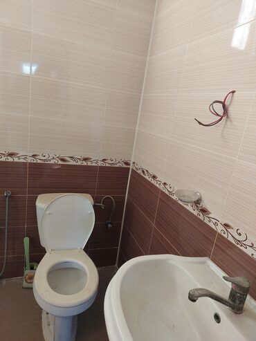 Həyət evləri və villaların satışı: Pirşağı qəs. 4 otaqlı, 140 kv. m, Kredit yoxdur, Orta təmir -da lalafo.az — 2 Həyət evləri və villaların satışı: Pirşağı qəs. 4 otaqlı, 140 kv. m, Kredit yoxdur, Orta təmir — 2