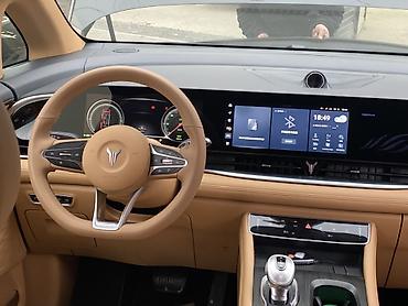 Voyah: Voyah Dream: 2024 г., 1.5 л, Гибрид, Минивэн — 6