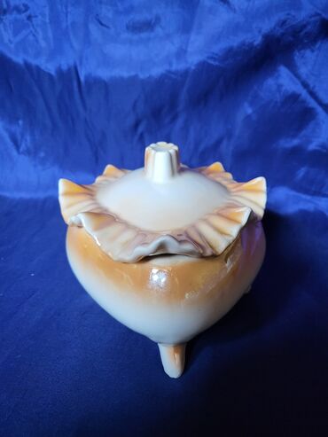 Kante: Satula nova,porcelanaska 70te. Satulu je radio Jugoporcelan Titov — 3