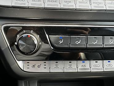 фит салон: Hyundai Sonata: 2021 г., 2 л, Автомат, Бензин, Седан — 8