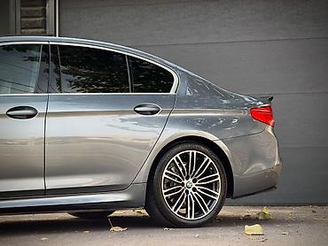 mercedes c300: BMW 5 series: 2020 г., 2 л, Автомат, Дизель, Седан — 6