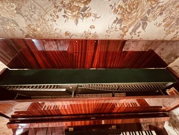 Пианино: Пианино "Беларусь" модели Б-7, изготовленное на Борисовской фабрике — 7