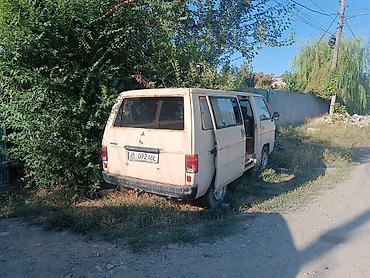 кепер арык: Mitsubishi Delica: 1985 г., Вэн/Минивэн — 2