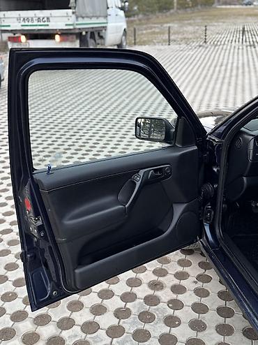 Volkswagen: Volkswagen Vento: 1999 г., 2 л, Механика, Бензин — 13