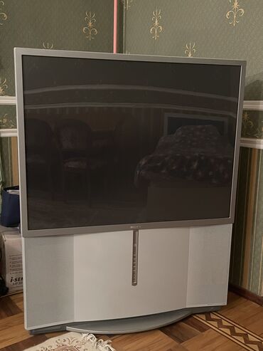 2005 model SONY televizor
