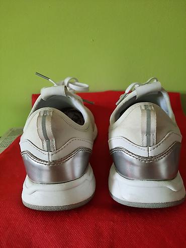 Patike: Zenske patike New Balance br.37,5 Originalne zenske patike New — 5