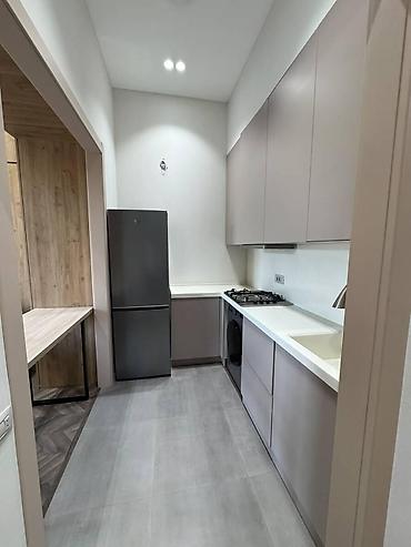 1 64: İcarəyə verilir 2 otaqlı yeni tikili 60 m², Ağ şəhər q. Kateqoriya — 3