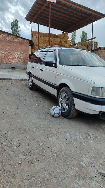 рендер: Volkswagen Passat Variant: 1991 г., 1.8 л, Механика, Бензин, Универсал — 2