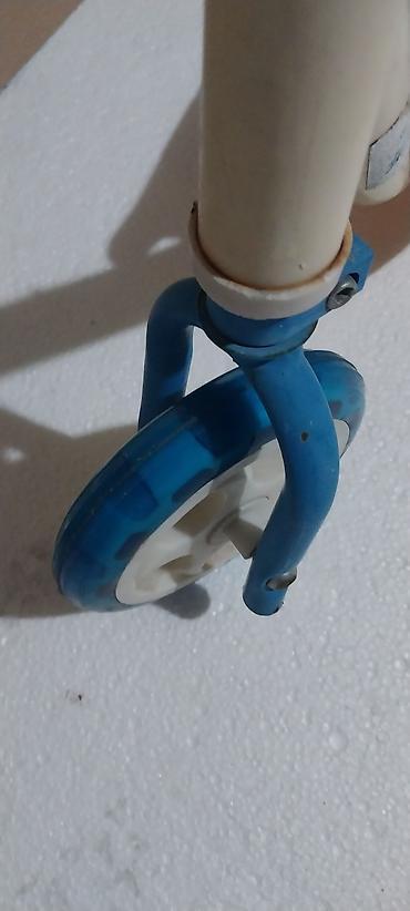 Trotineti, skejtbordovi i hoverbordovi: Dečiji trotinet sa 3 točka - Konstrukcija: prednji točak + dva zadnja — 8