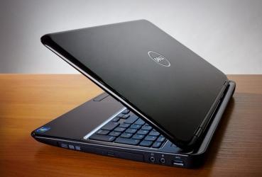 en ucuz dell laptop: Amerikadan gelen yeni Apple madelleri ve noutbuklarimiz geldi. Dell