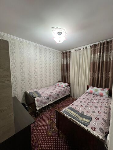 Посуточная аренда квартир: 3 комнаты, Душевая кабина, Постельное белье, Кондиционер — 10