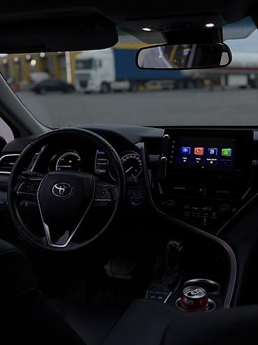 ct 200h: Toyota Camry: 2022 г., Гибрид, Седан — 10