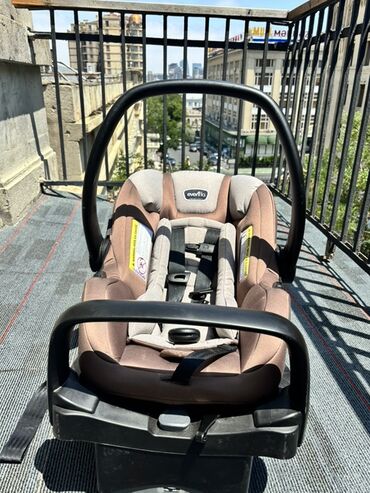 cybex pallas 2 fix avtokreslosu: Evenflo markalı uşaq avtomobil oturacağı. Qəhvəyi və bej rəngli