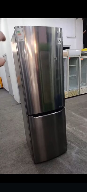 2 qapılı LG Soyuducu Satılır, rəng - Gümüşü