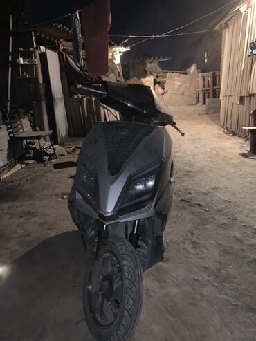 мотоцикл желмая: Скутер ZHWEKI/YX (надписи на крышке вариатора и кожухе трансмиссии)