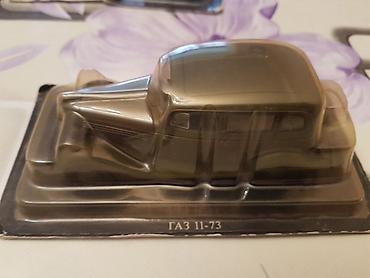 43: Kolleksiya üçün 1:43 ölçülü die-cast model avtomobillər dəsti. - — 4
