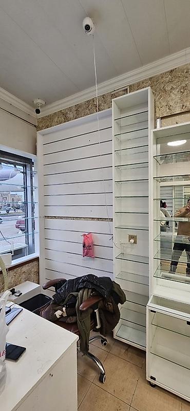 mini kassa: Mağaza vitrin mebeli və avadanlıqları - Material: ağ rəngli MDF — 4
