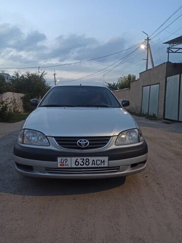 тайота 4ranner: Toyota Avensis: 2002 г., 1.6 л, Механика, Бензин, Хэтчбэк