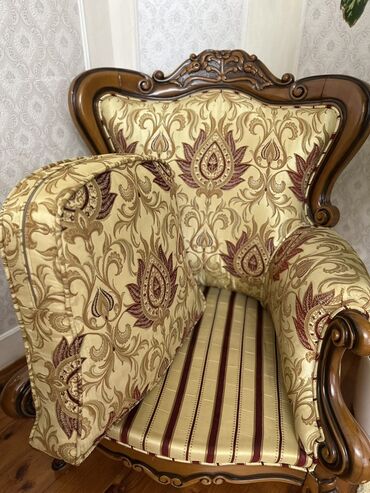 Divan və kreslo dəstləri: Klassik divan, Divan, Bazasız, Açılmayan — 8