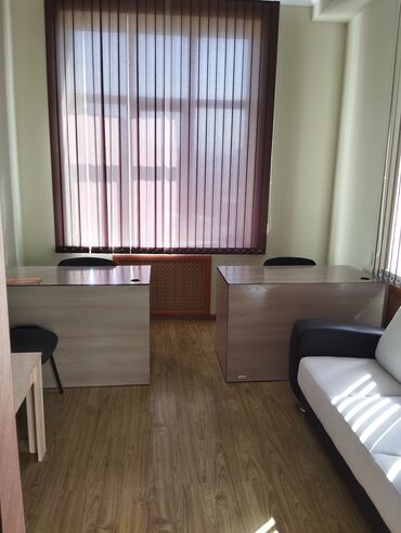 аренда помещения салон: Сдаю Офис, 18 м², В административном здании, 1 линия