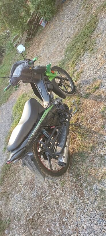 мото запчасти: Moped satılır hərgün sürülən texnikadı heç bir prablemi yoxdu