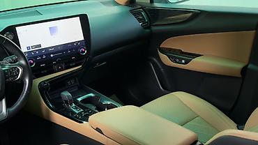 спойлер нехсия: Lexus NX: 2023 г., 2.5 л, Автомат, Кроссовер — 10