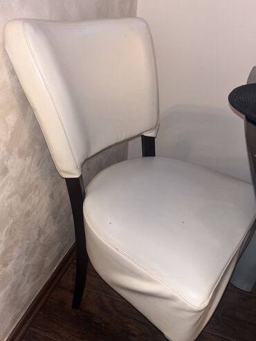 radne stolice za devojcice: Dining chair, color - Beige, Used