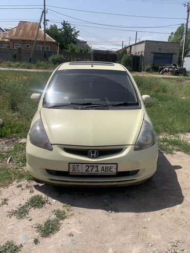 педальный автомобиль: Honda Fit: 2003 г., 1.3 л, Автомат, Бензин, Хэтчбэк