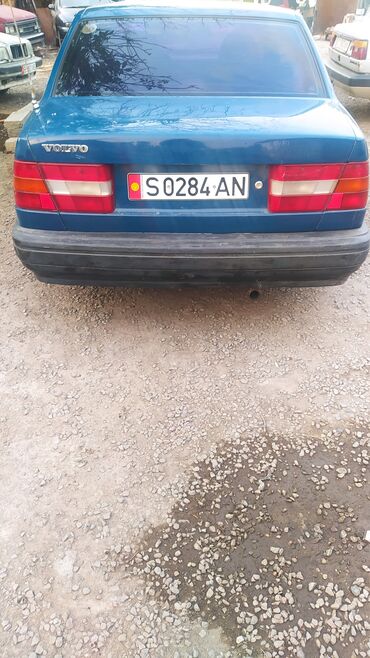 авто будка: Volvo 940: 1993 г., 2.2 л, Бензин, Седан